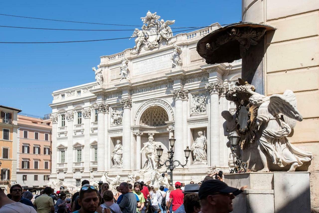 Апартаменты La Finestra Su Fontana Di Trevi - Charming View Рим Экстерьер фото